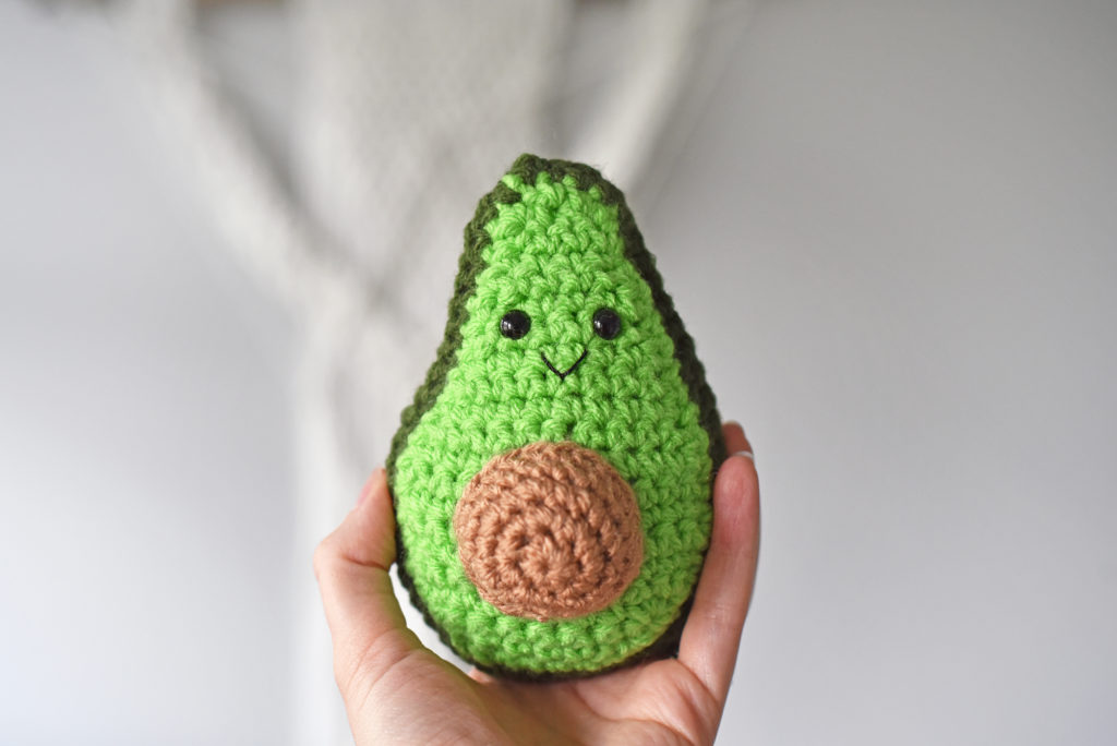 Avocado crochet pattern by The Turtle Trunk