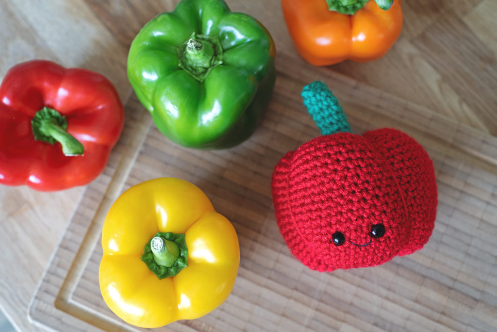 Bell Pepper crochet pattern by The Turtle Trunk