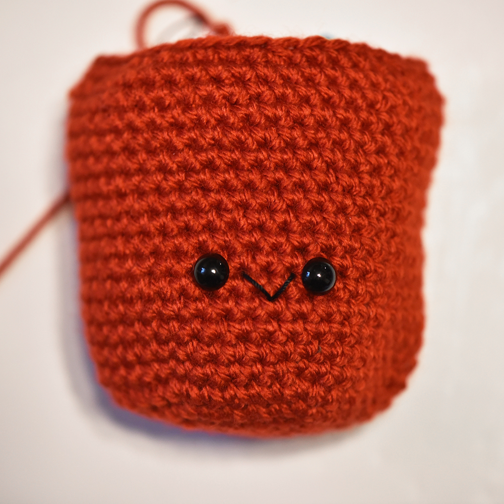 Instructions for the Bell Pepper crochet pattern by The Turtle Trunk