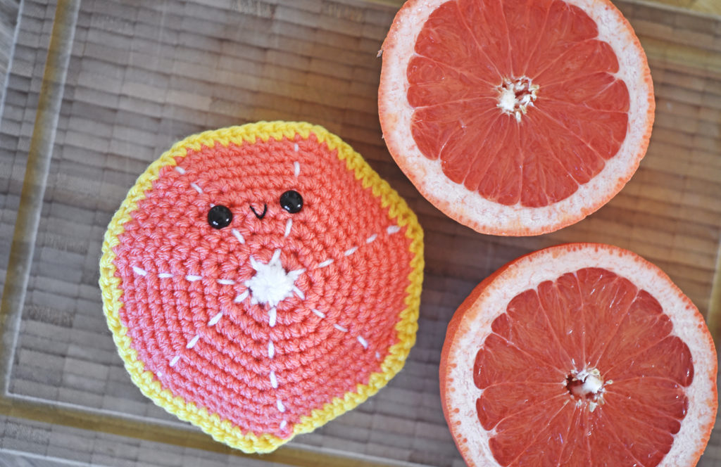 Grapefruit crochet pattern by The Turtle Trunk