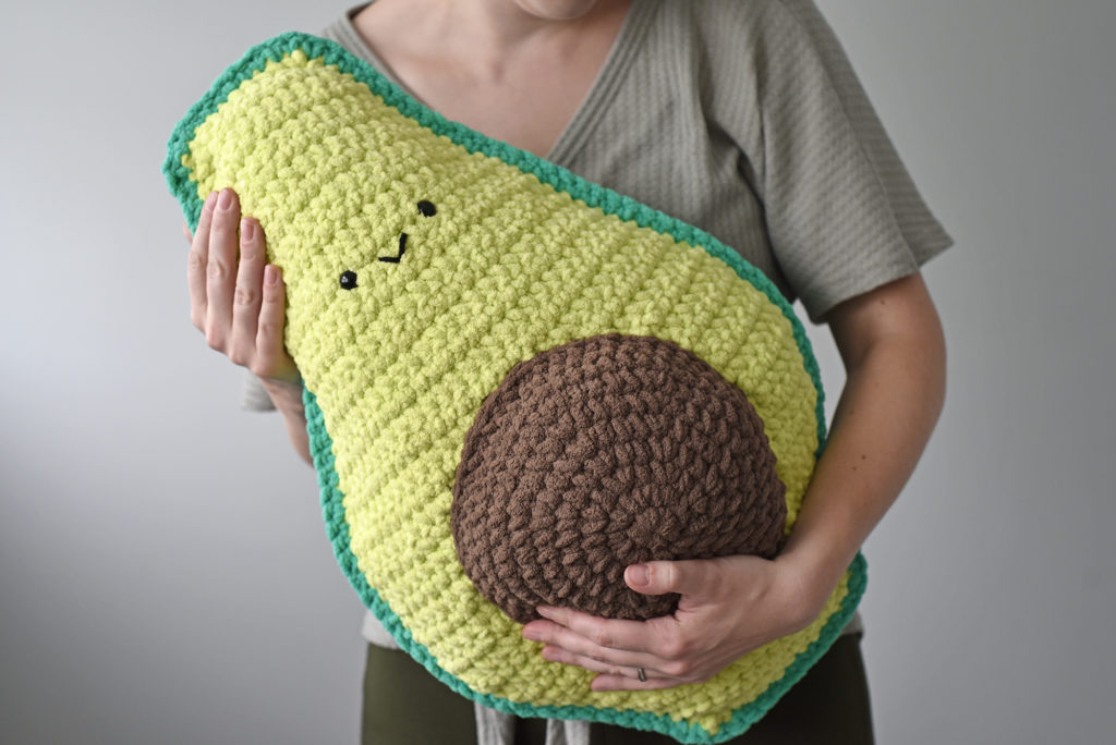 Avocuddler crochet pattern by The Turtle Trunk