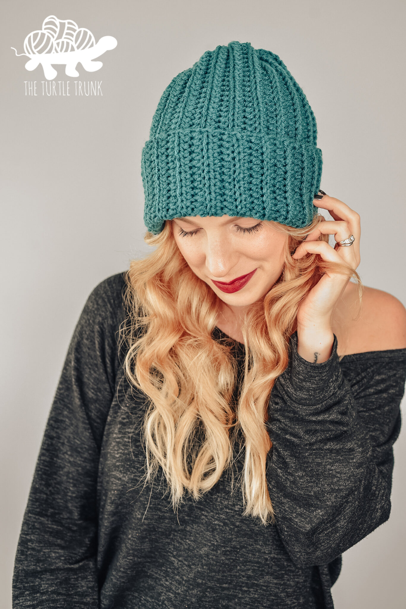 Easy Breezy Super Chunky Bun Beanie - Free Crochet Pattern