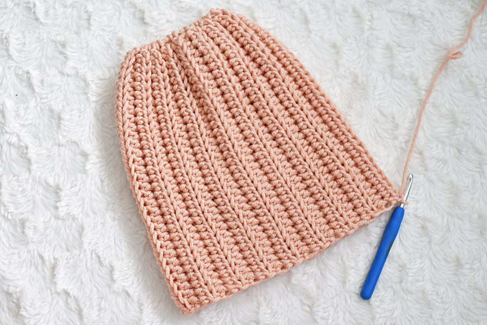 Easy Breezy Chunky Bun Beanie crochet pattern by The Turtle Trunk