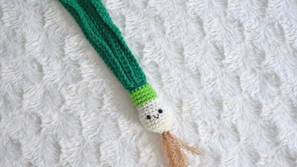 Scallion crochet pattern by The Turtle Trunk