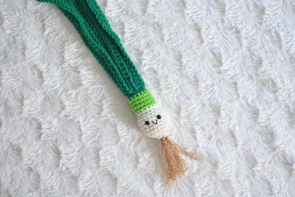 Scallion crochet pattern by The Turtle Trunk