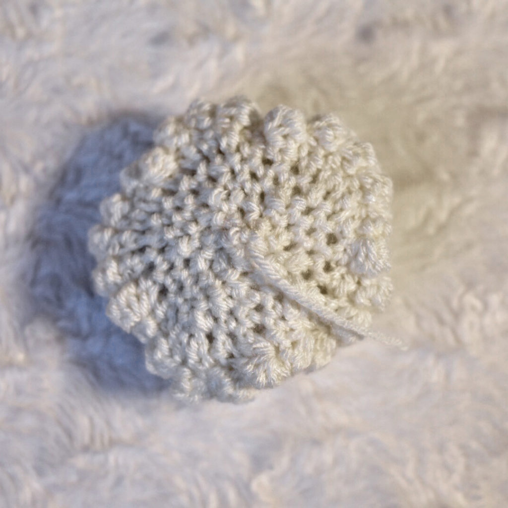 Instructions for the Cauliflower crochet pattern by The Turtle Trunk