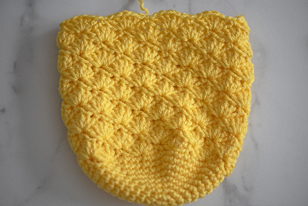 Instructions for the Pineapple crochet pattern by The Turtle Trunk