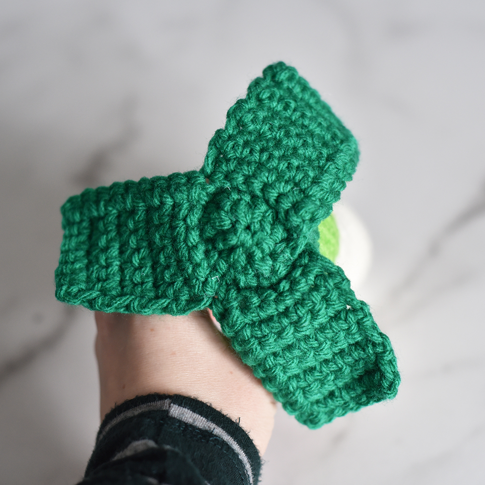 Leek crochet pattern by The Turtle Trunk