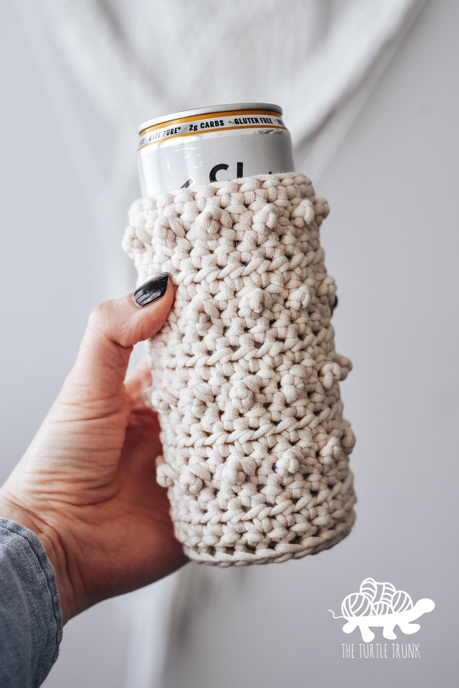 Picot Beverage Holder crochet pattern by The Turtle Trunk