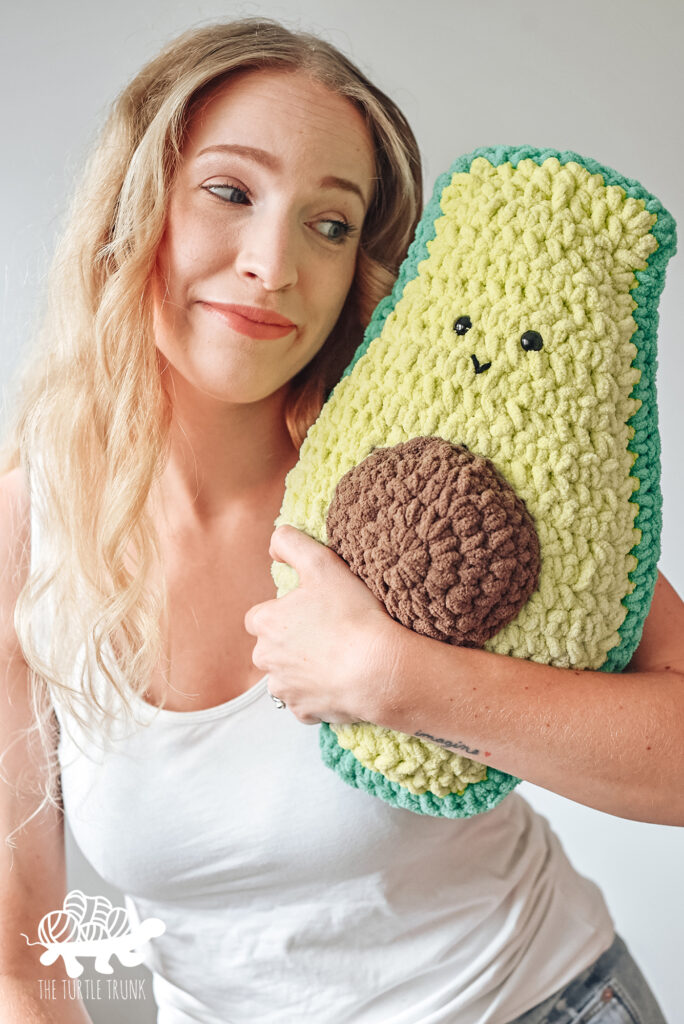 Avocuddler Mini crochet pattern by The Turtle Trunk