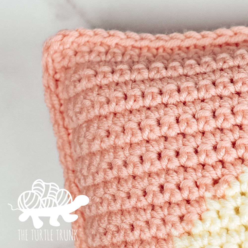 Bulky Love to Cuddle Pillow crochet pattern by The Turtle Trunk 