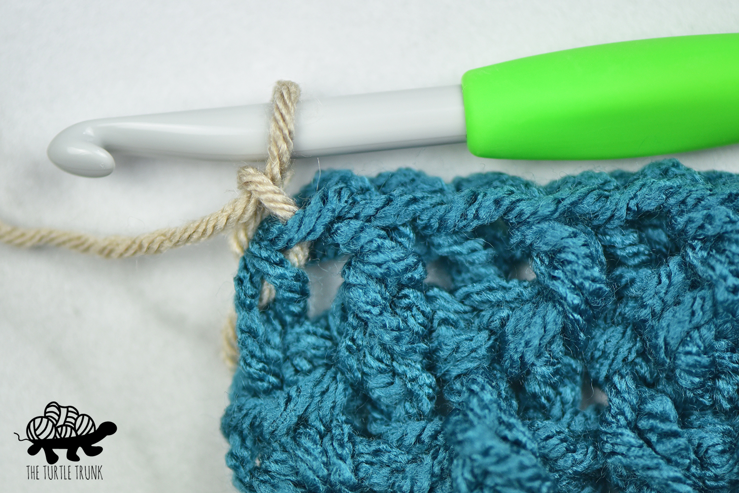 How to change colors in crochet by The Turtle Trunk