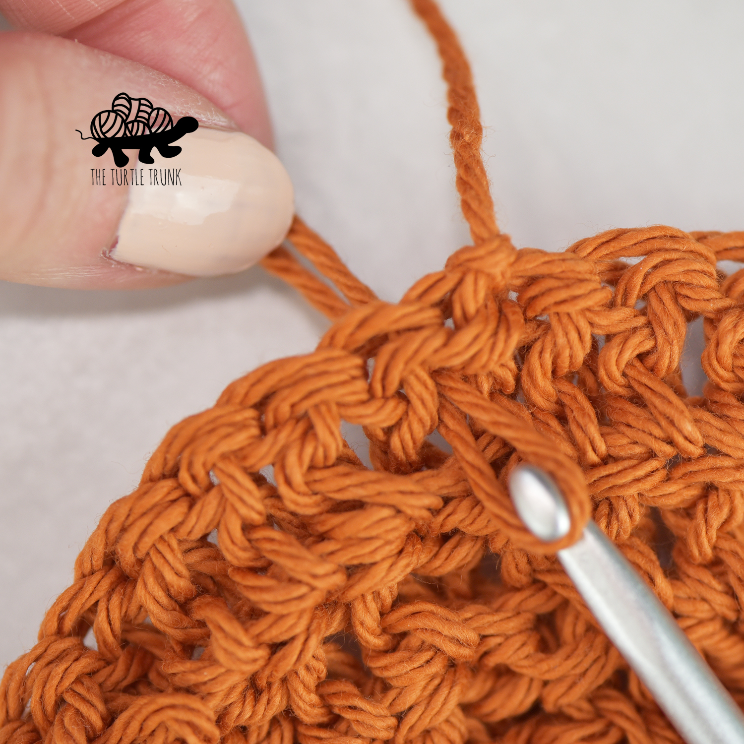 Fringe border for the Hello Sunshine Placemat crochet pattern by The Turtle Trunk.