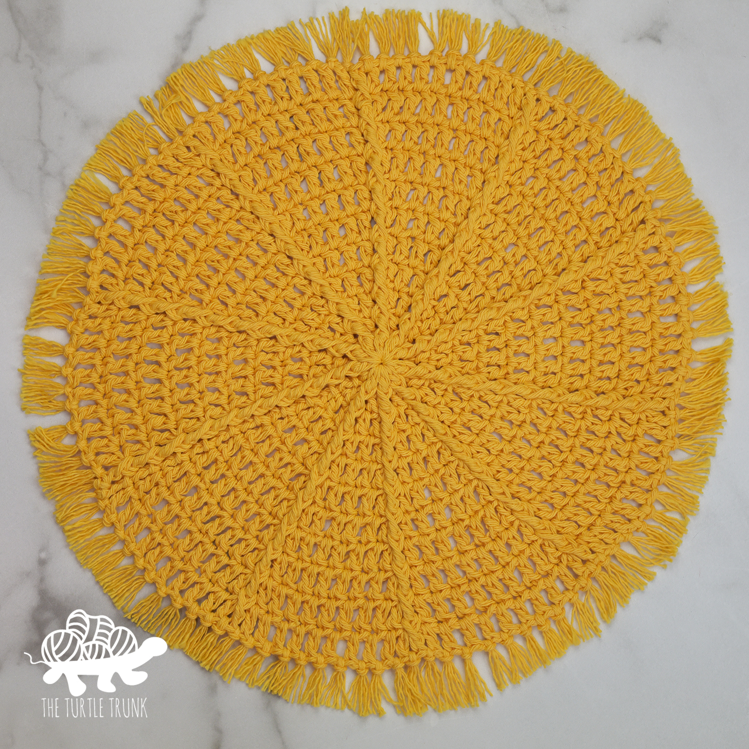 Fringe border for the Hello Sunshine Placemat crochet pattern by The Turtle Trunk.