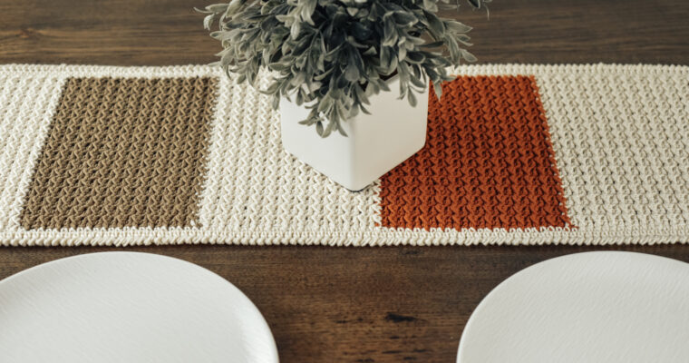 Farmhouse Table Runner Crochet Pattern