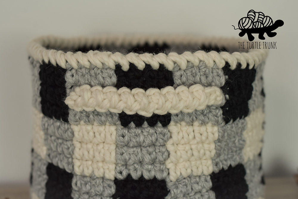 Romanian cord handle on a crochet basket.